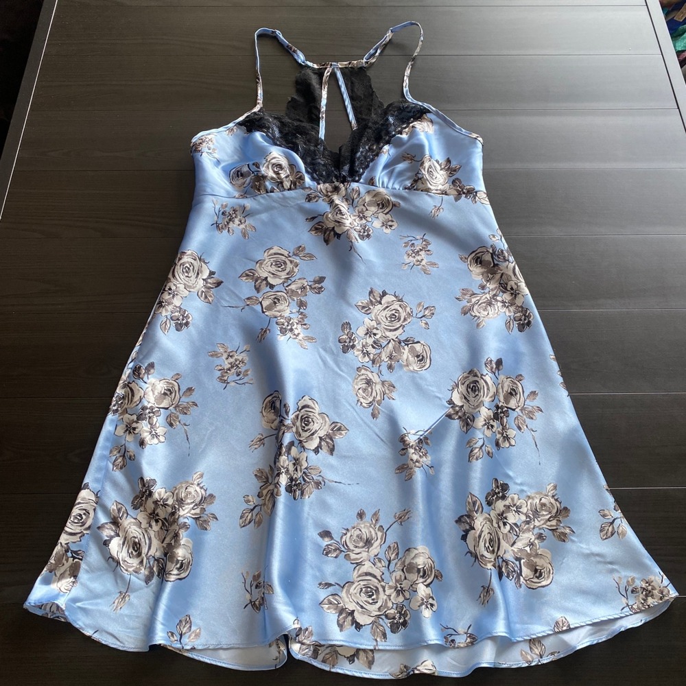 Apt 9 Medium Blue Floral Satin Chemise Nightgown Lace Trim FairyCore Soft Goth